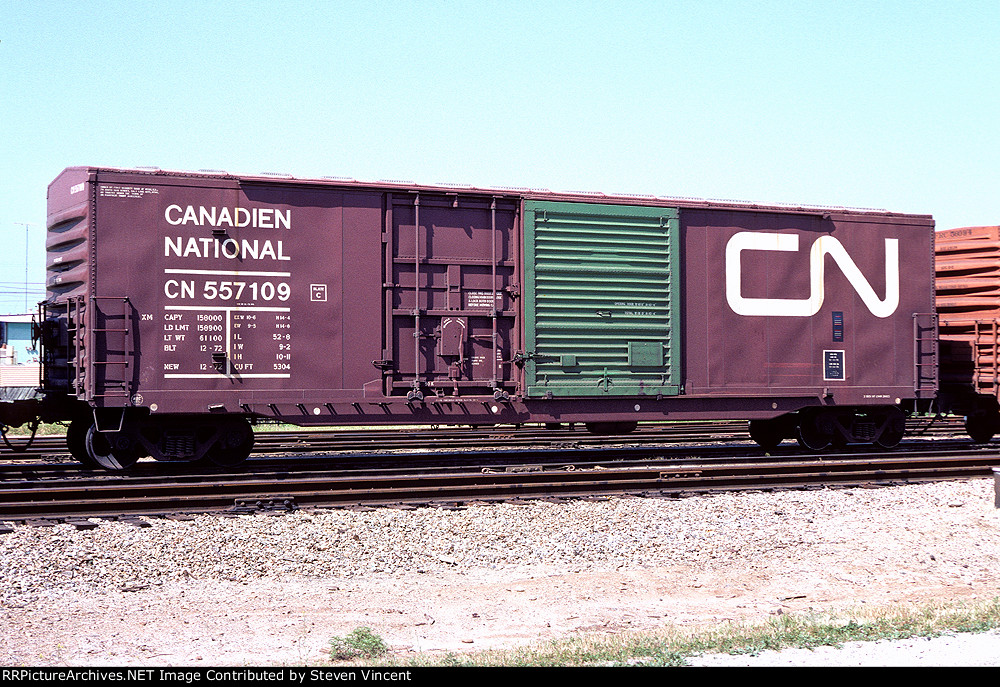 Canadian National combo door 50' box CN #557109